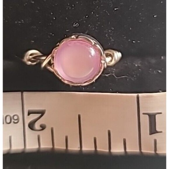 NEW Handmade Wire Wrapped Ring Silvertone Statement Pink Beaded  Size 6 - Picture 2 of 6